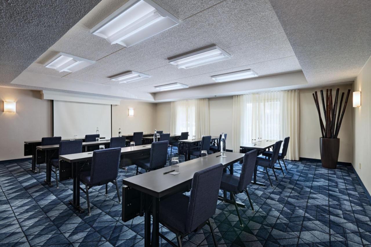 Courtyard By Marriott San Antonio Downtown Hotel Exterior photo